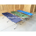 Muebles de exterior plegable cama de campamento, cama militar.